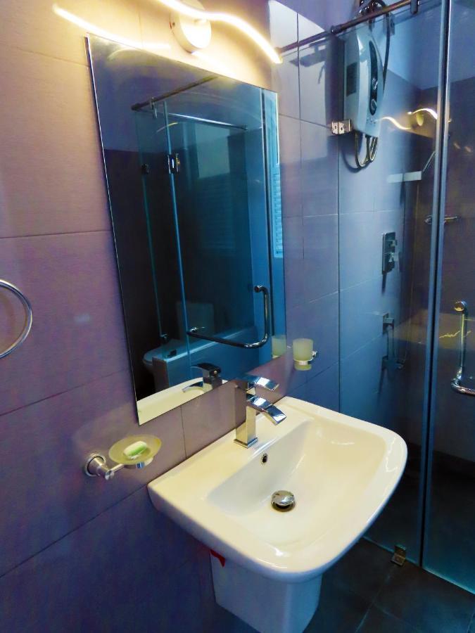 Vivas Residencies Luxury Apartments Dehiwala-Mount Lavinia ภายนอก รูปภาพ